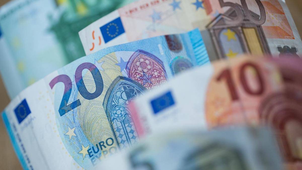 Zahlungsverkehr: „Bargeld wird sukzessive abgeschafft“